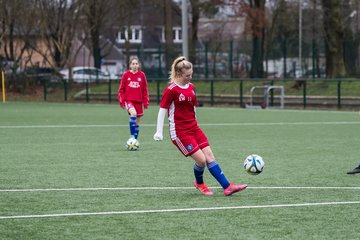 Bild 87 - wBJ Hamburger SV2 - Eimsbuettel 2 : Ergebnis: 2:1